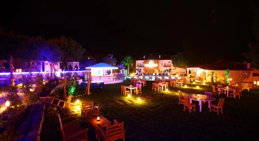 İksirci Baba Hotel